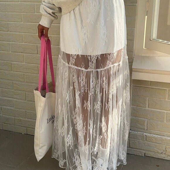 White Elegant Women's Elastic Waist Lace Patchwork Maxi A-Line Skirt - Picture 7 of 7